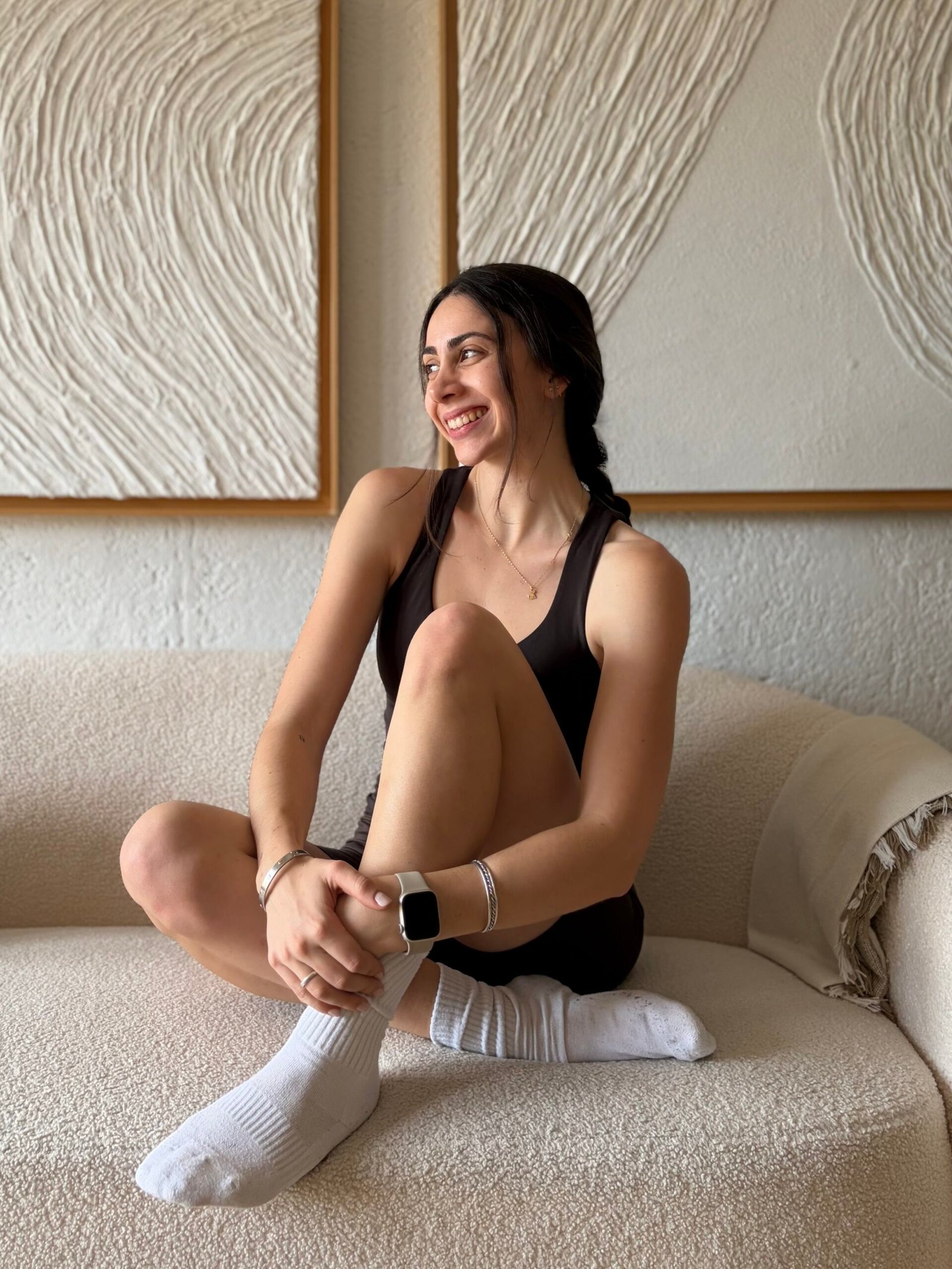 Abril, instructora de Pilates y Yoga en Natural Studio Palma